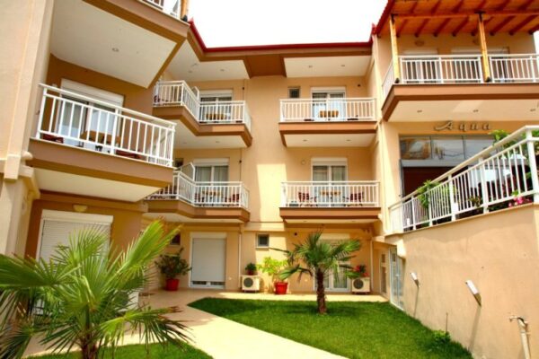 Elpis, Nea Vrasna (3)