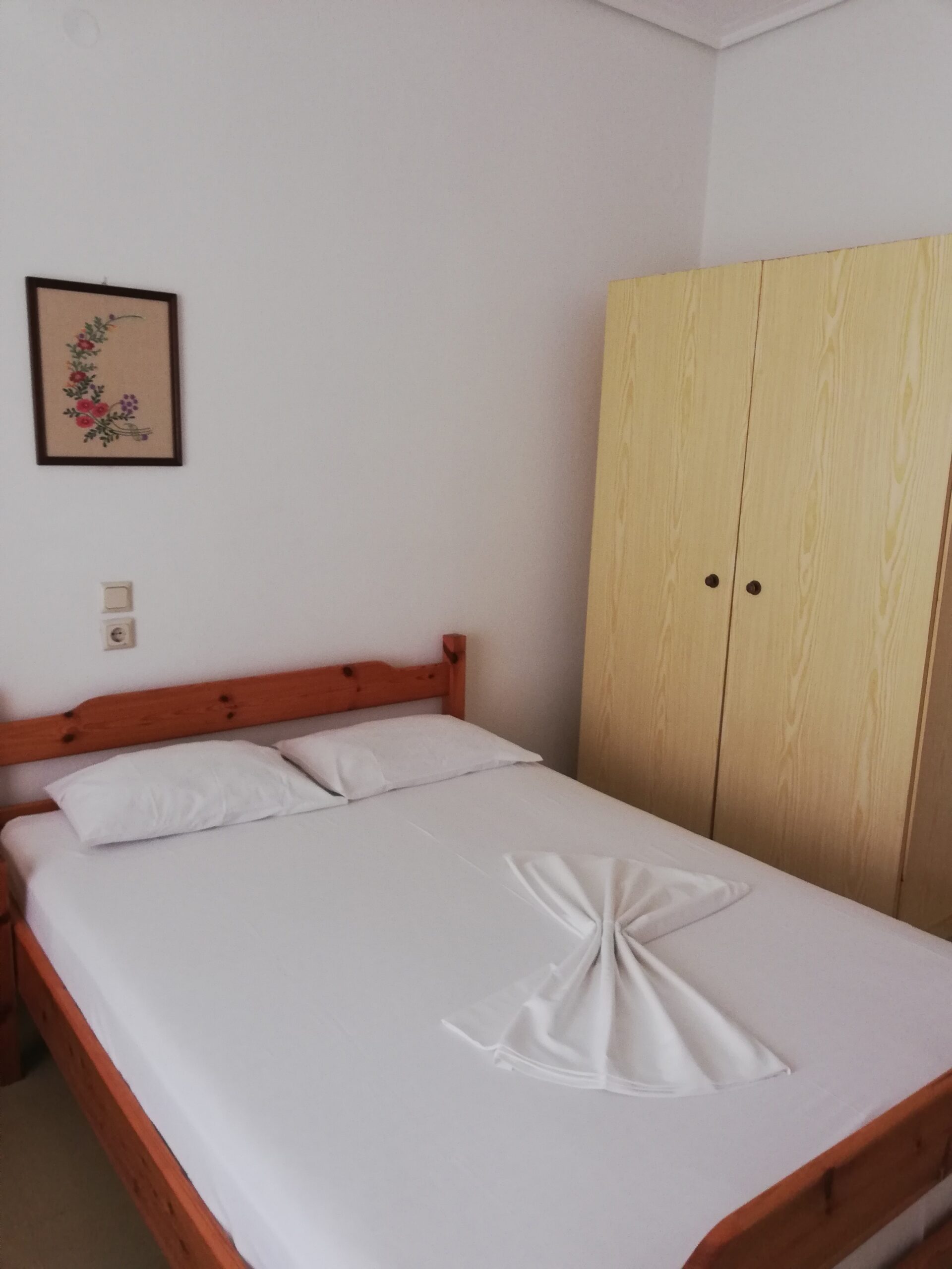 Vila Mirela, Nei Pori, Grčka