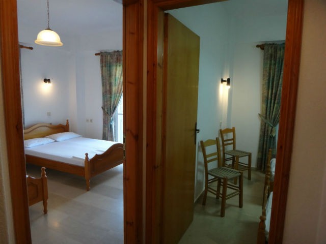 vila-gouzelis_nei pori (4)