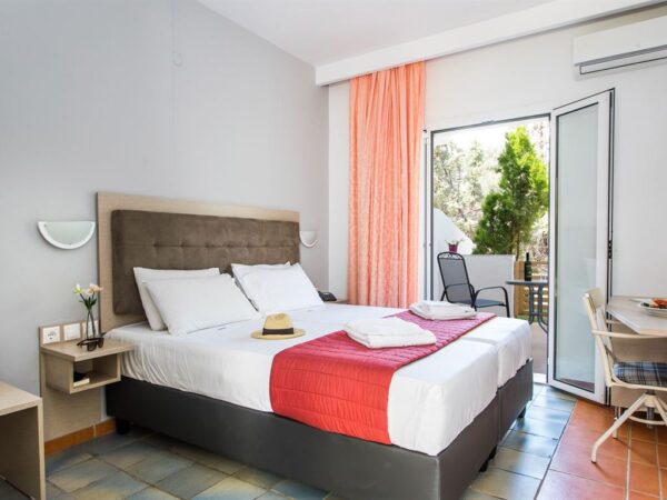 Coral Blue hotel Gerakini (7)