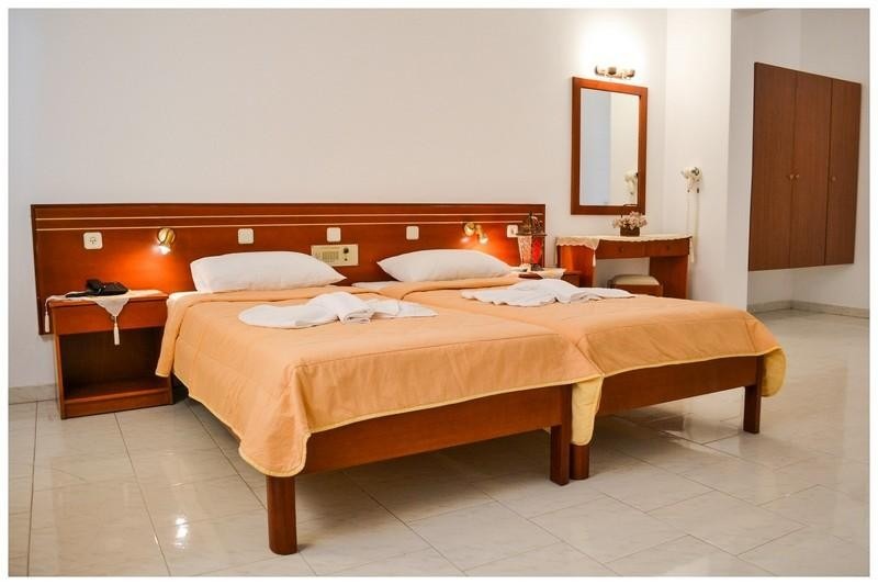 Dolphyn Hotel, Karpatos (4)