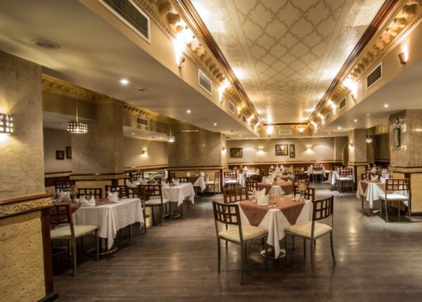 SUNNY-DAYS-EL-PALACIO-RESORT- (3)