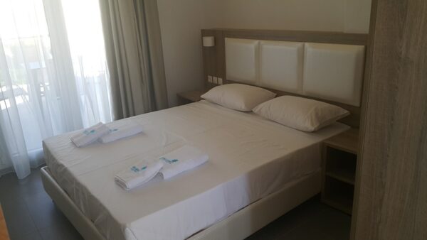 finikasgardennikiti (2)