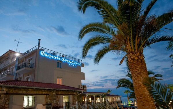 hotel-hanioti-grand-otel (1)