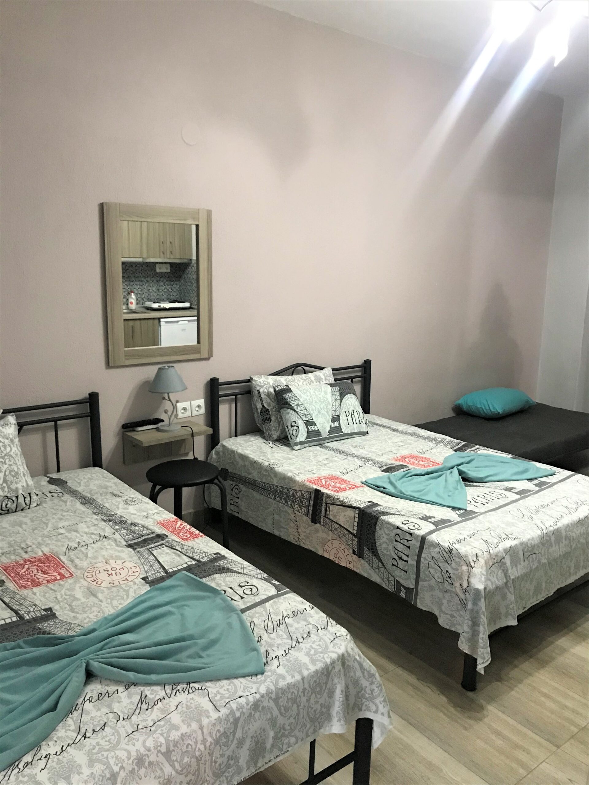 vila-konstantinos-neavrasna (3)