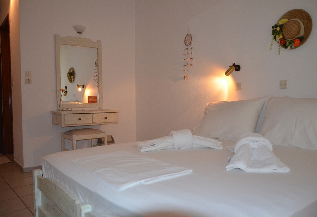 Estrella Del Mar, Tasos (21)