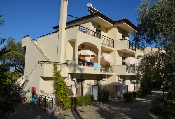 Estrella Del Mar, Tasos (6)