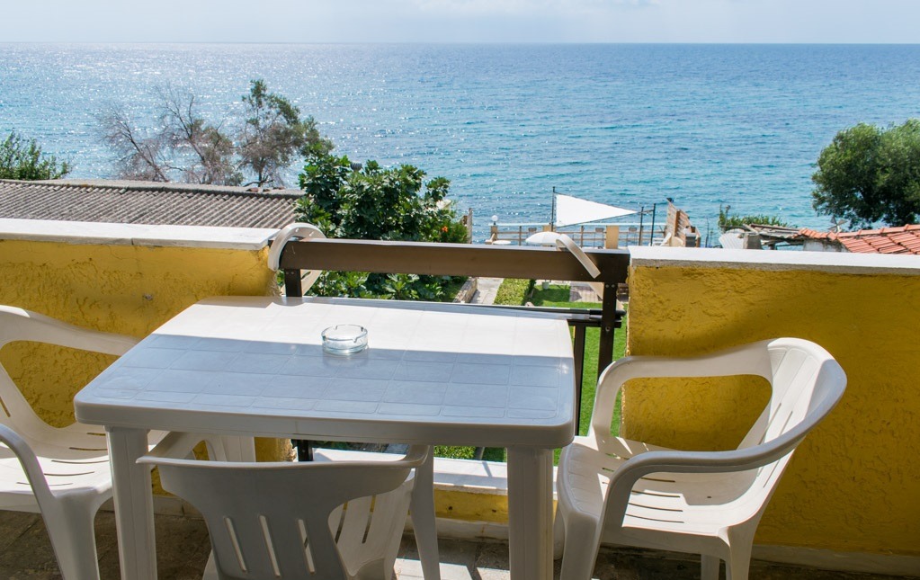 bellos-nea-skioni (18)