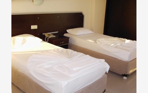 melike-2-ladies-beach-Kušadasi (5)