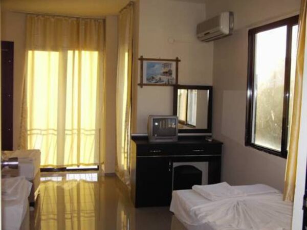 melike-2-ladies-beach-Kušadasi (8)