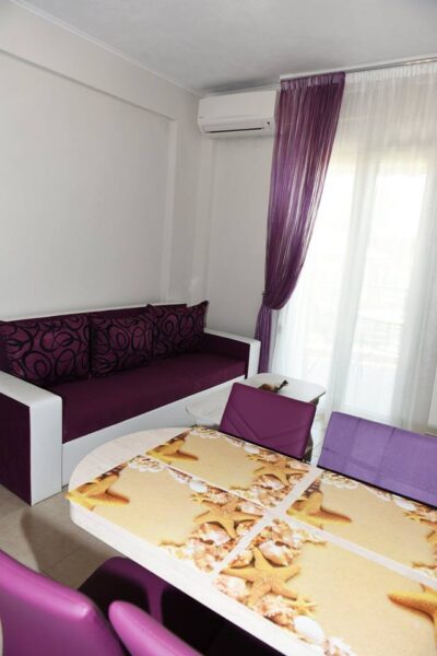 Vila Ivelinas, Stavros (2)