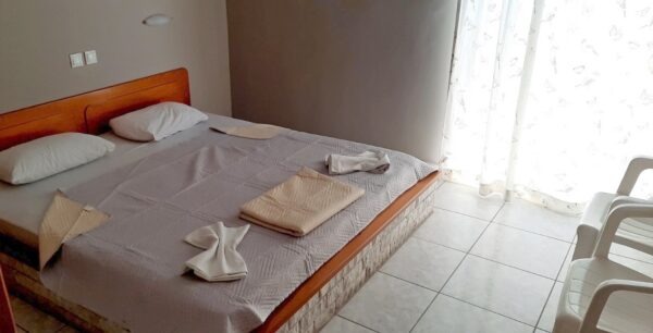 Grcka-Olimpic-Holiday-Vila-Apostolis-soba1