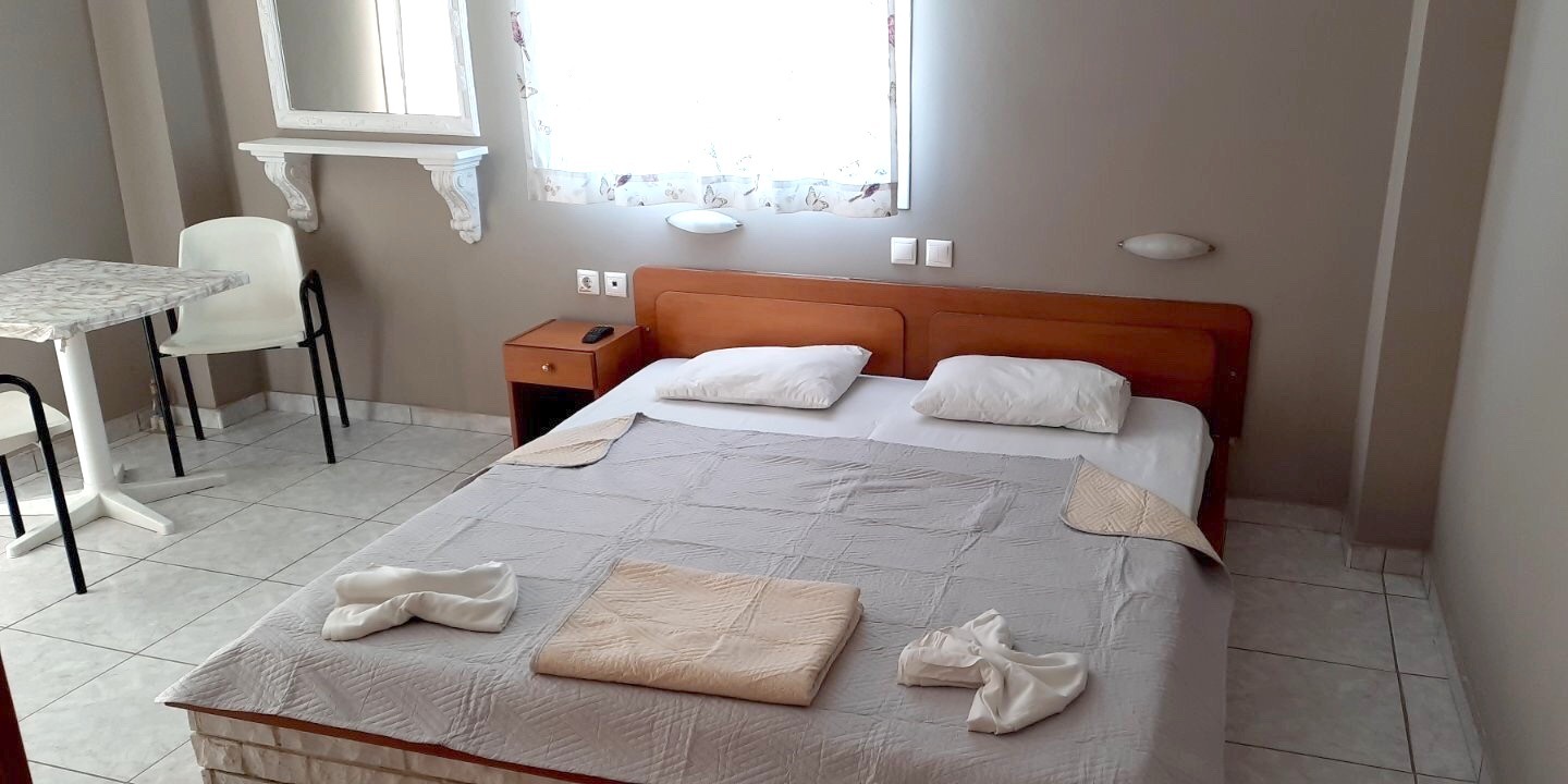 Grcka-Olimpic-Holiday-Vila-Apostolis-soba3