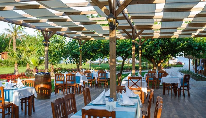 Lucida Beach Hotel (6)