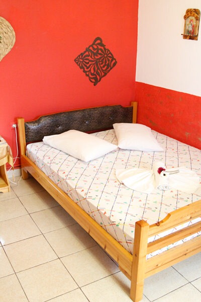 Renia-sarti-el-mar (8)