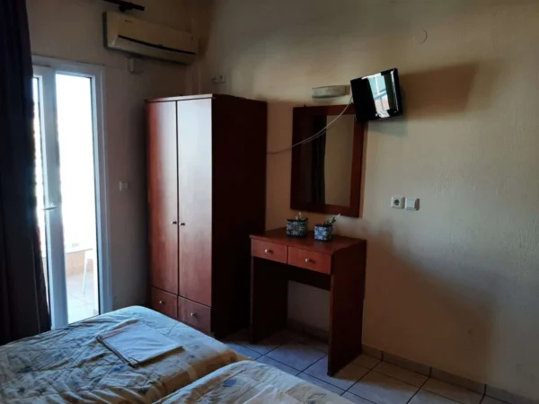 Vila Kiriaki, Paralija (4)