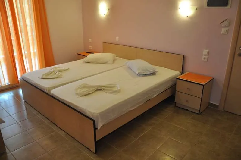 vila-lazaros-leptokarija (1)