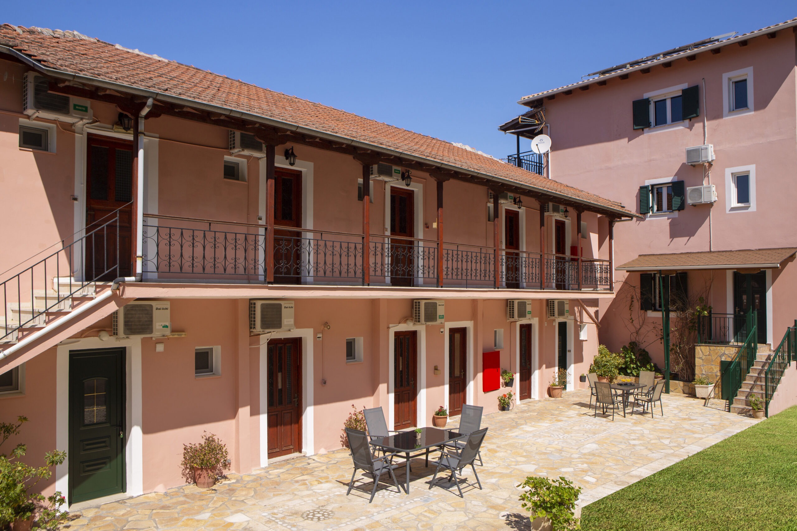 vila-liotrivi-lefkada-vasiliki-16