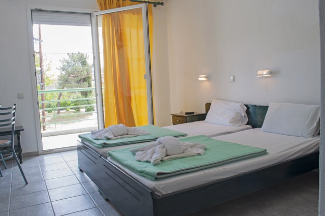 vila-golden-beach-hanioti (22)