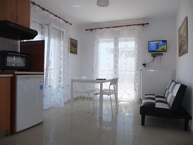 Asprovalta-vila-agios-nikolaos (2)