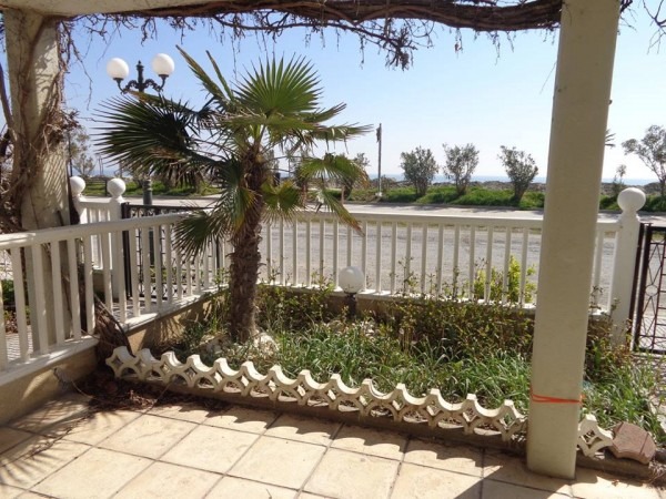 vila-eleni-paralija-2