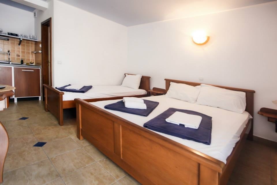 VILA-TANJA-RAFAILOVICI (13)