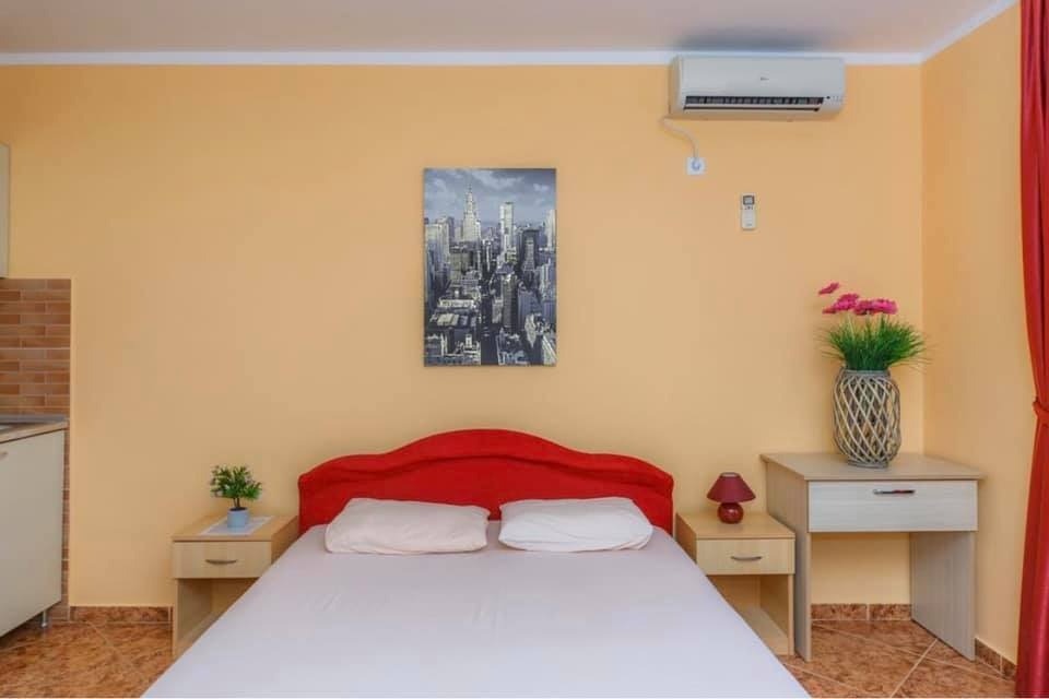 apartmani_vuksanovic_-letovanje_sutomore (5)